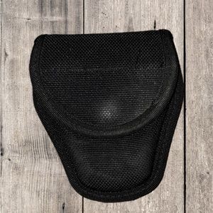 Bianchi AccuMold Single Cuff Handcuff Case